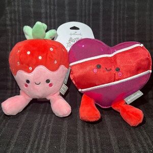 Hallmark Better Together Strawberry & Chocolate Magnetic Plushies~NEW!